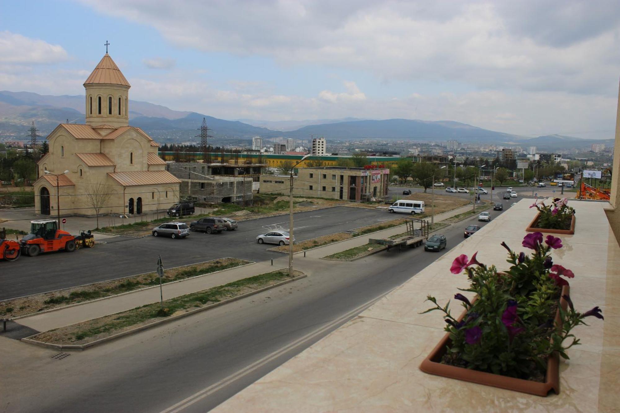 Liel Hotel Tbilisi Ngoại thất bức ảnh